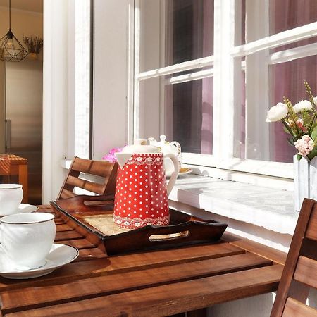 Paradise Starry Suite-City Center Belgrado Esterno foto
