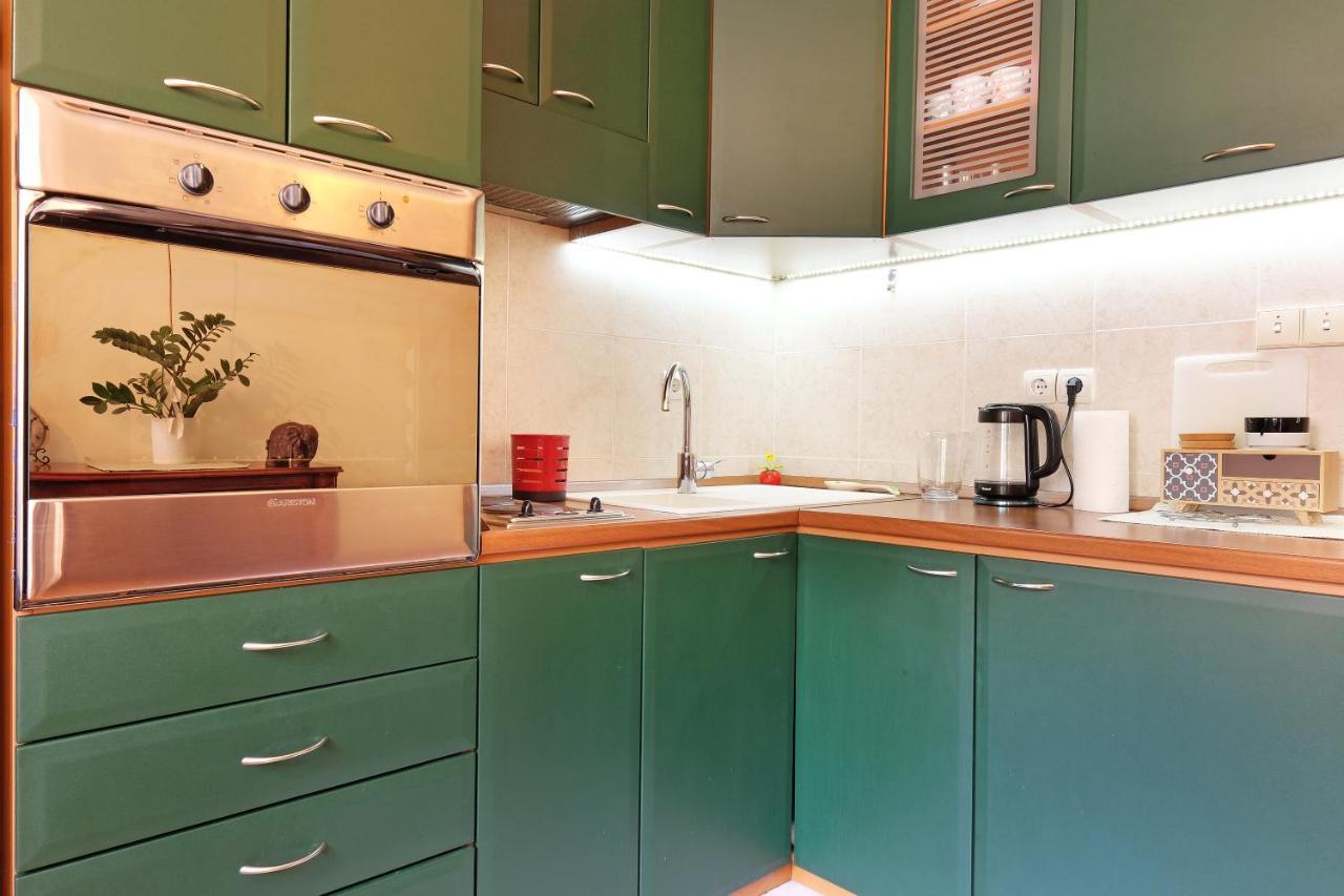 Paradise Starry Suite-City Center Belgrado Esterno foto