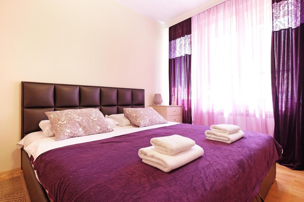 Paradise Starry Suite-City Center Belgrado Esterno foto